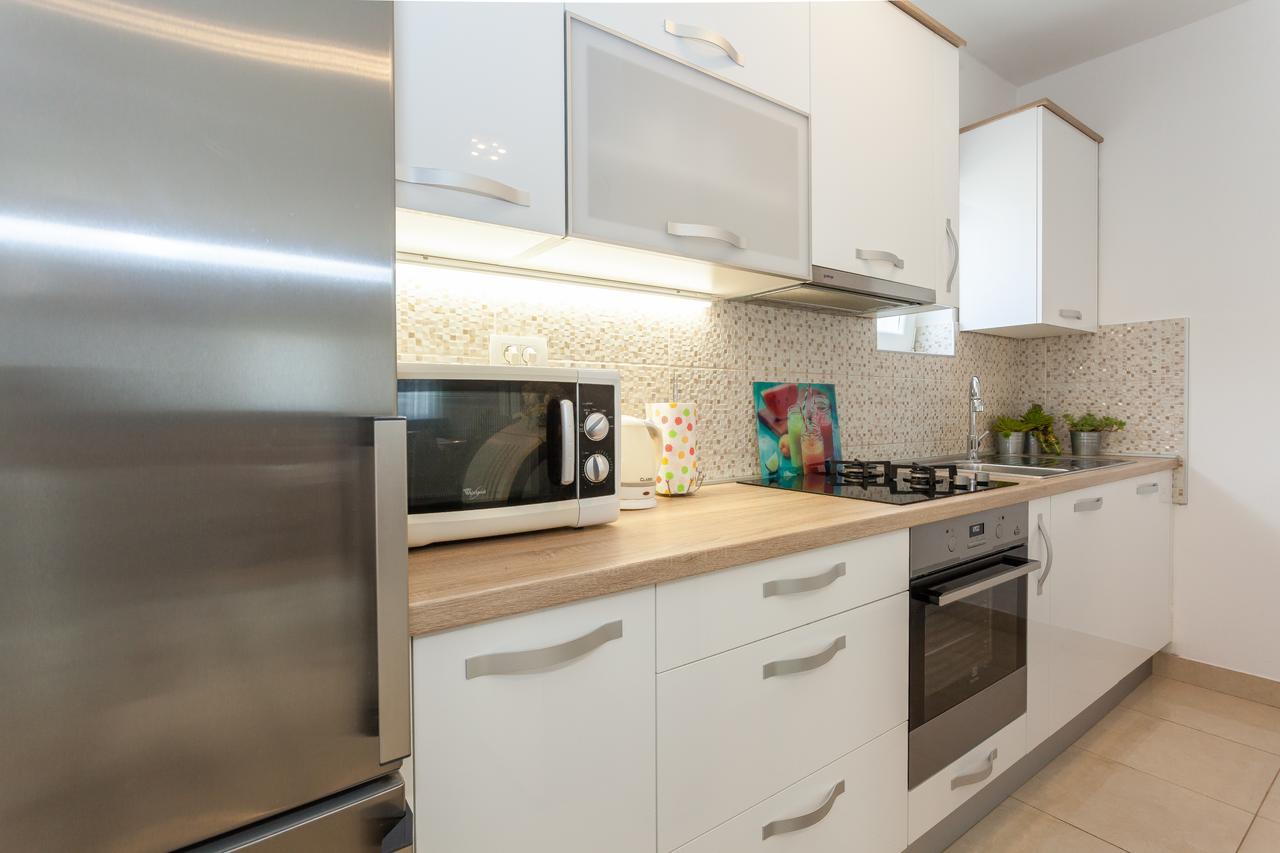 Apartment Klara Biograd Na Moru Exterior photo