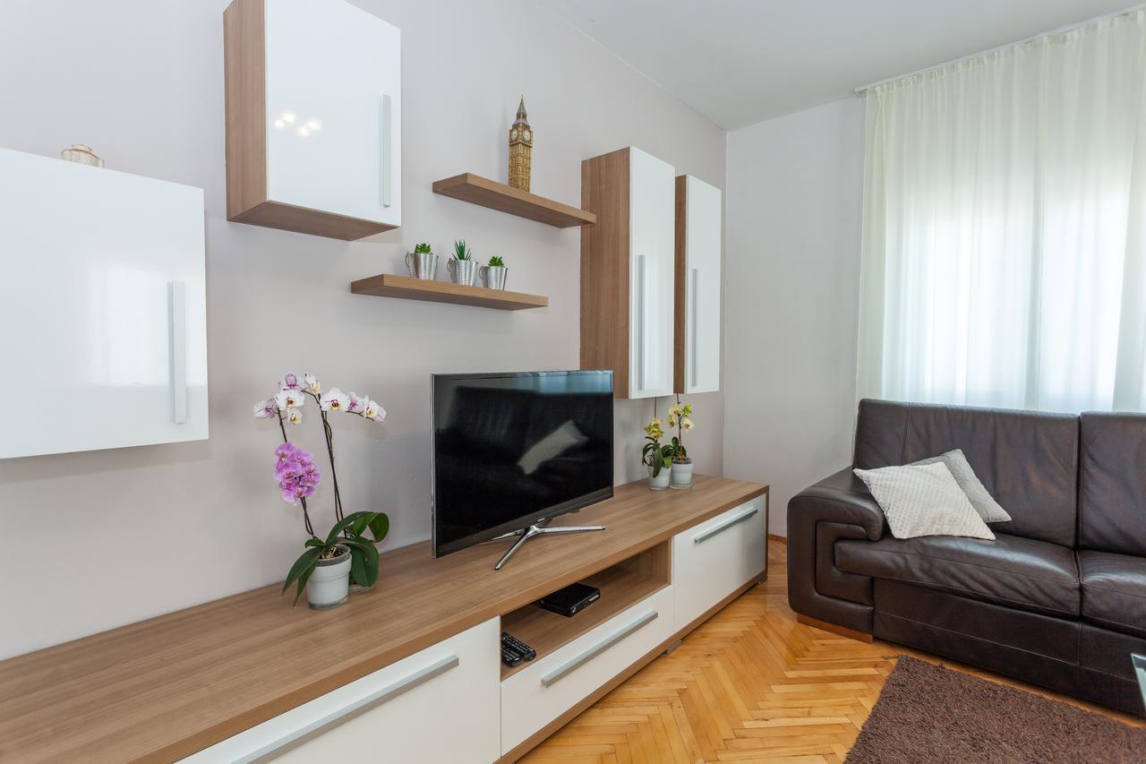 Apartment Klara Biograd Na Moru Exterior photo