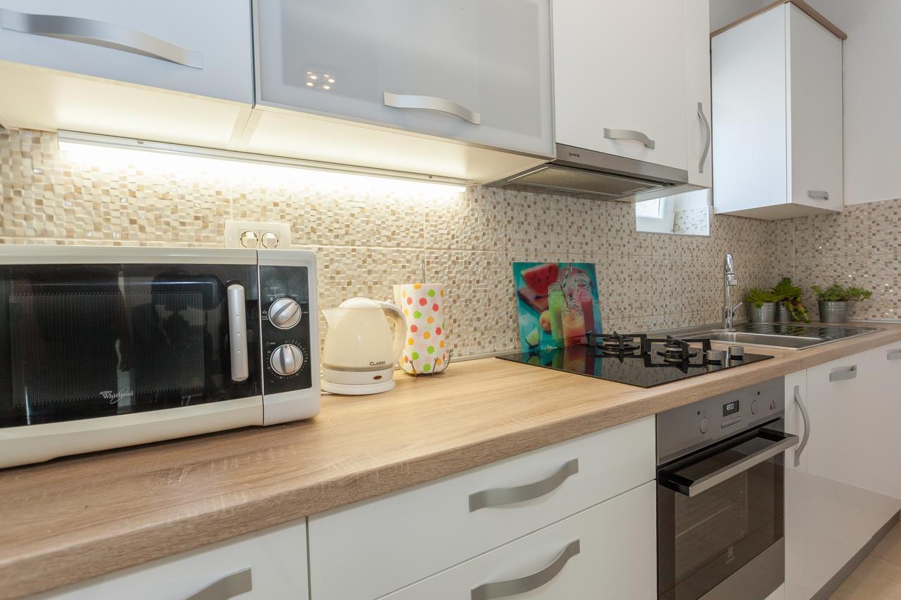 Apartment Klara Biograd Na Moru Exterior photo
