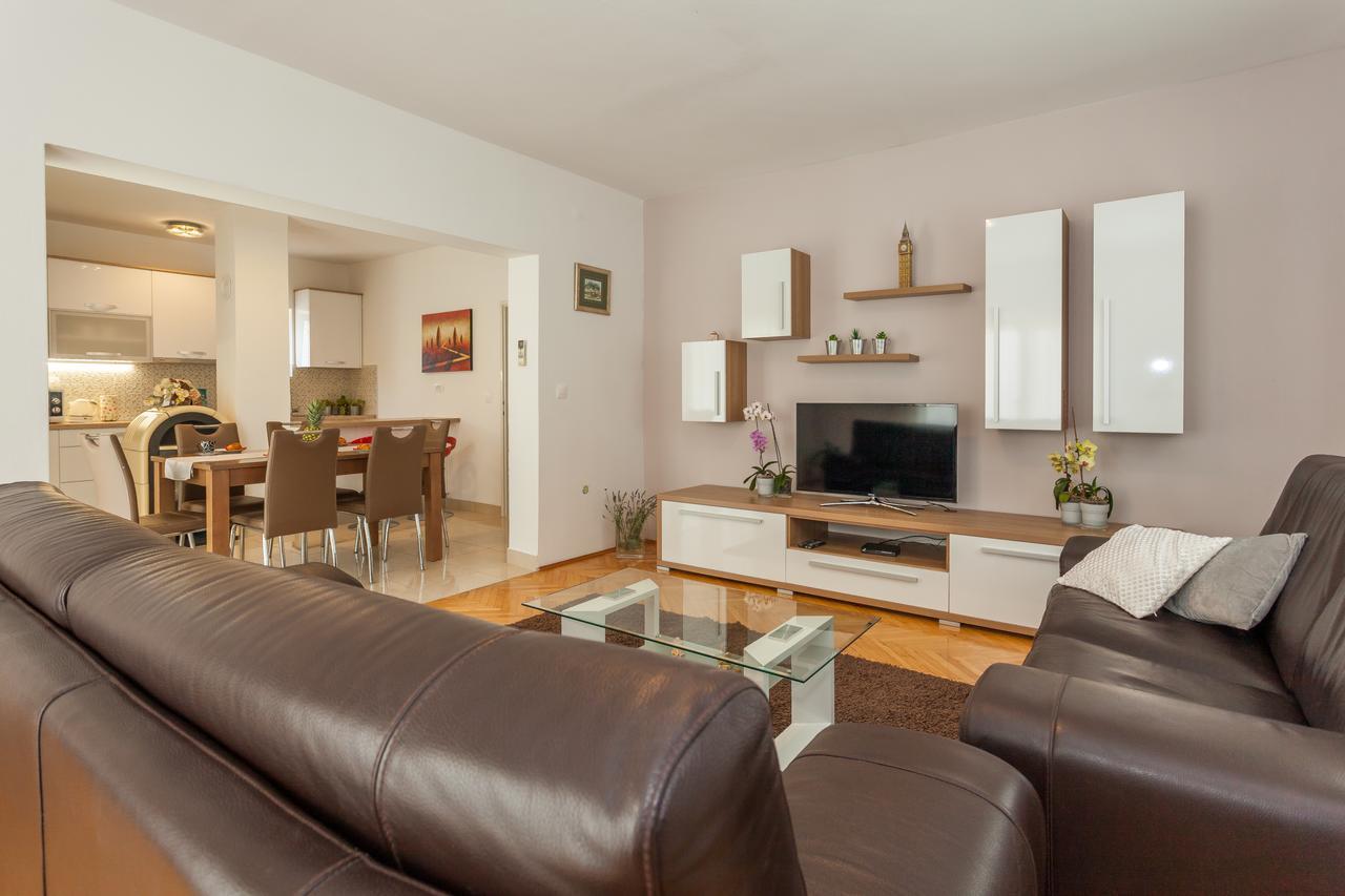Apartment Klara Biograd Na Moru Exterior photo